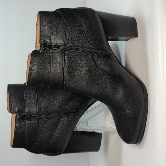 Vionic Alison Black Leather Ankle Bootie boots womans size 9W. EU 41 - Picture 6 of 16